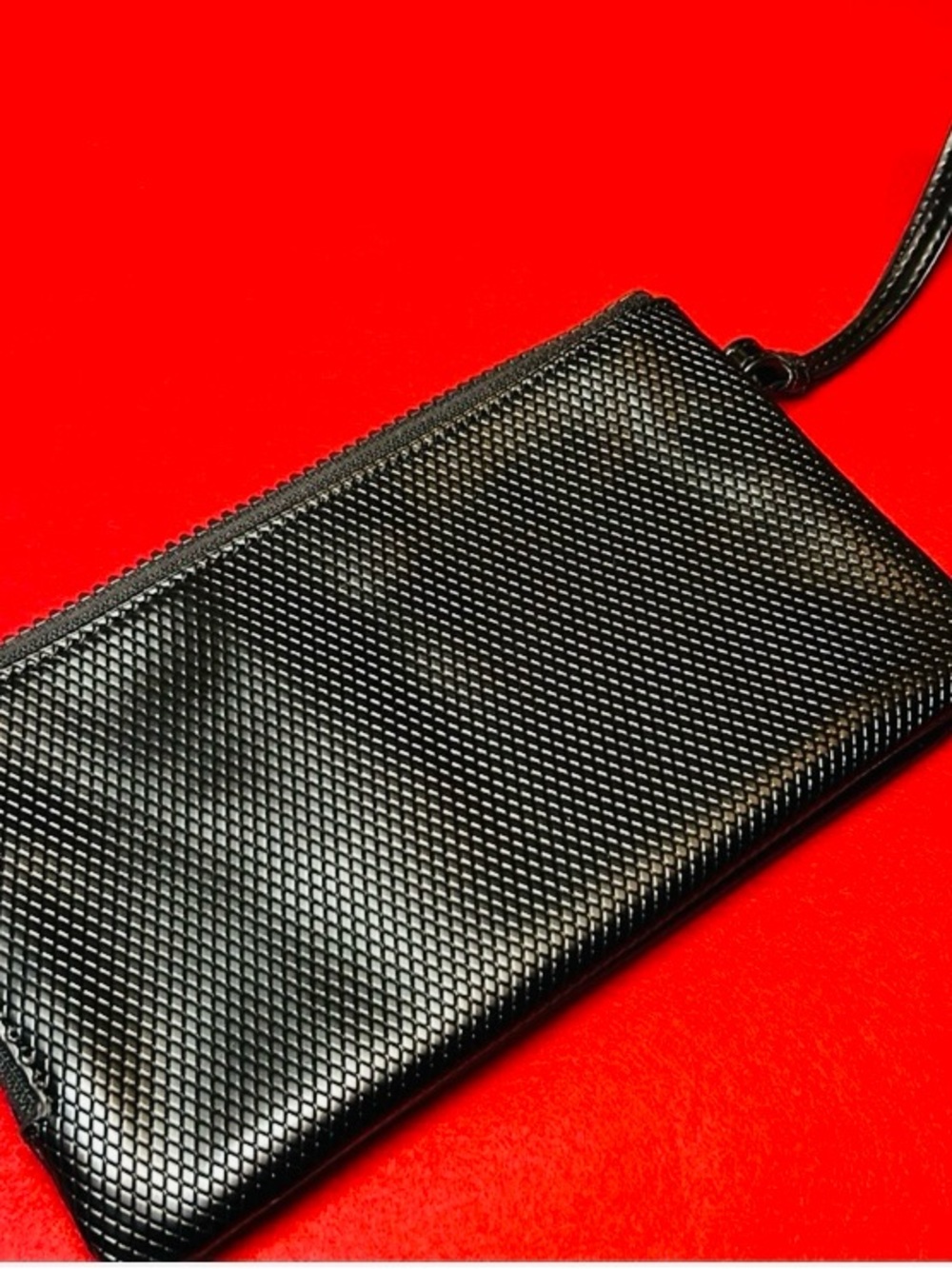 ✨LuLuLemon Black Wristlet✨ - Picture 5 of 5
